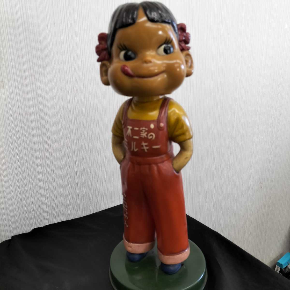 シリアルシール付 ペコちゃん 人形 ブリキ台 袴タイプ 昭和30年代