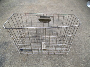 MARUKIN made of stainless steel bicycle front basket . size : approximately 38x27.5xh25cm (6)