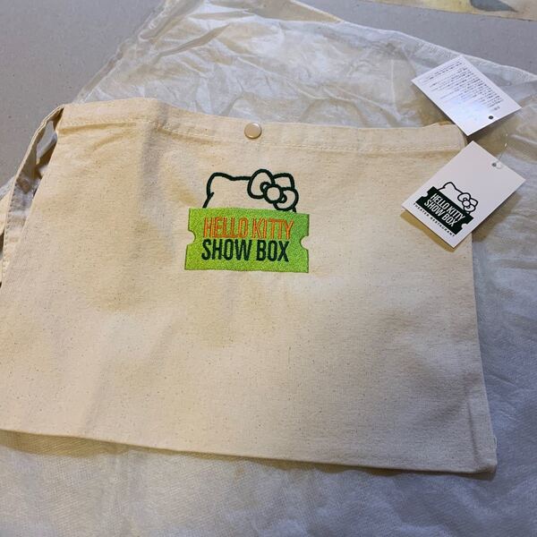 ハローキティ サコッシュ 淡路島SHOWBOX限定販売