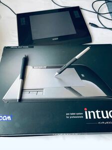 板タブ　ペンタブ　ペンタブレット　A5サイズ　WACOM intuos3 PTZ-630 G0