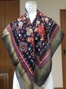 Эммануэль Унгаро шелк шелковый шелк талай большой формат шарф -шарф косметики/общий рисунок
