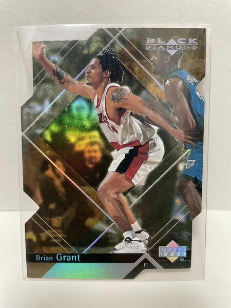 NBAカード　ブライアン・グラント　BRIAN GRANT BLACK DIAMOND UPPER DECK 2000 【ブレイザーズ時代】【パラレルカード】