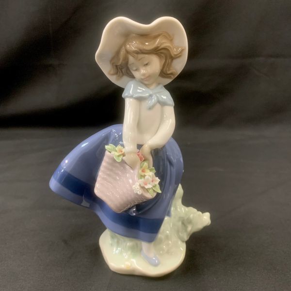 リアドロ 花籠持つ二人の少女 A59-1M 2418 - lakremmstore.com 日本専門店 リヤドロ LLADRO 花かご 花 少女 置物