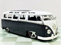 ■JADA TOYS 1/24 1962 VW BUS GRAY■フォルクスワーゲン バス_画像1