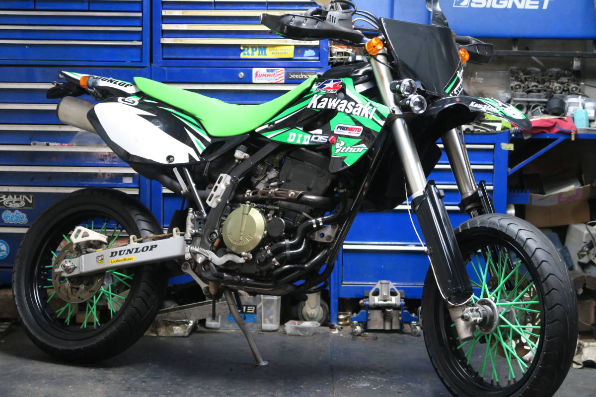 安い カワサキ DトラッカーX KLX250 純正シュラウド サイドカウル 下部