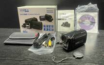 YASHICA innouate: digital Video Camera DVC507 5.1 MEGA PIXEL CMOS ヤシカ + 4X DIGITAL ZOOM LENS F/3.2 7.35mm ビデオカメラ #1262_画像1