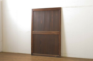 R-064125　アンティーク建具　枠欅(ケヤキ)材　趣のある和空間におすすめの幅広帯戸1枚(板戸、引き戸)