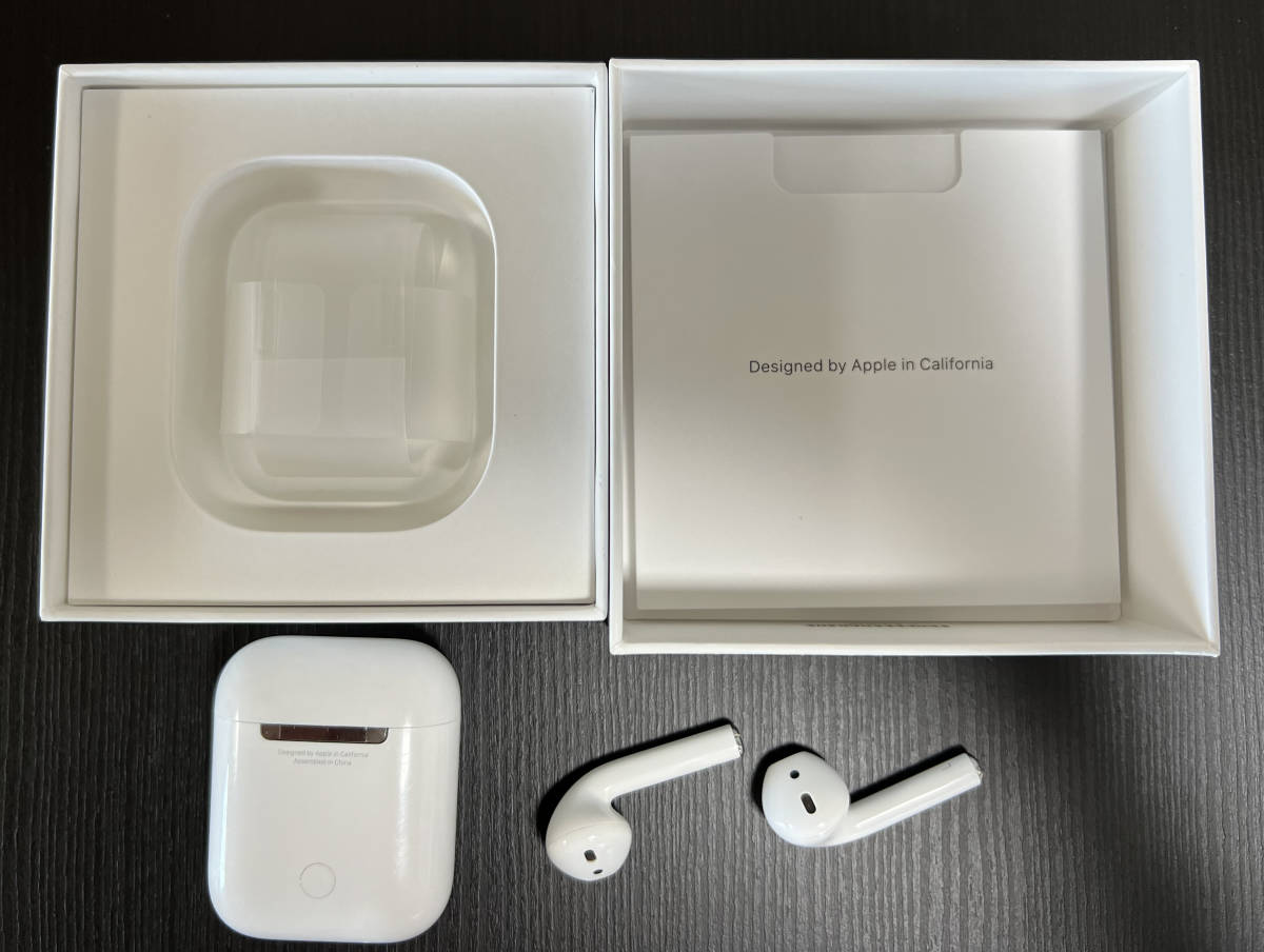 Apple AirPods with Charging Case 第2世代 MV7N2J/A オークション比較 