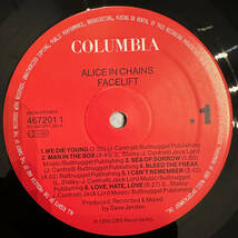 ■1990年 Europe盤 オリジナル ALICE IN CHAINS - Facelift 12”LP 467201 1 Columbia デビュー・アルバム / ミント・コンディション_画像4