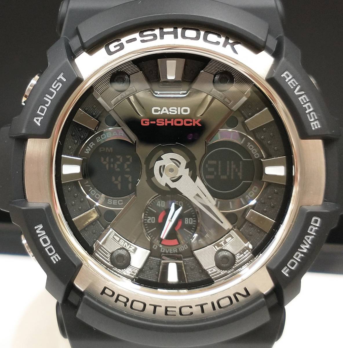 G-SHOCK GA-200 腕時計