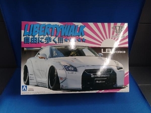 プラモデル アオシマ 1/24 LB・ワークス R35 GT-R Ver.2 リバティーウォーク No.10