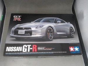 プラモデル タミヤ NISSAN GT-R 1/24 スポーツカーシリーズ No.300