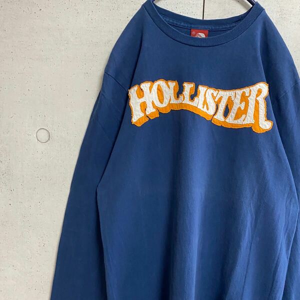 HOLLISTER/レアデザイン　刺繍デカロゴ　ロンT 古着　ペルー製　メンズS