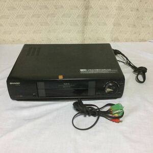 SHARP シャープ VC-HF430 ビデオカセットレコーダー 95年製 通電確認済み ジャンク 部品取り ケーブル付き 管理番号K492C