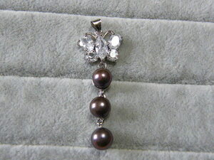 1024. fresh water pearl pendant top 18KGP stock disposal 