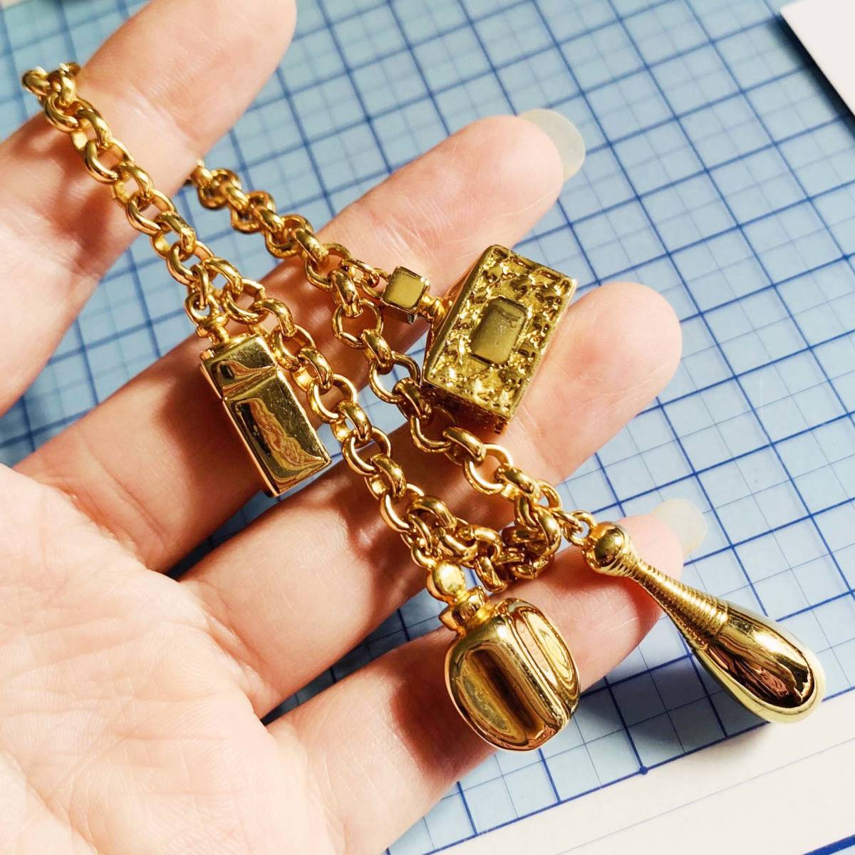 Christian Dior ペイント ブレスレット Diorロゴ カラー 特集の通販