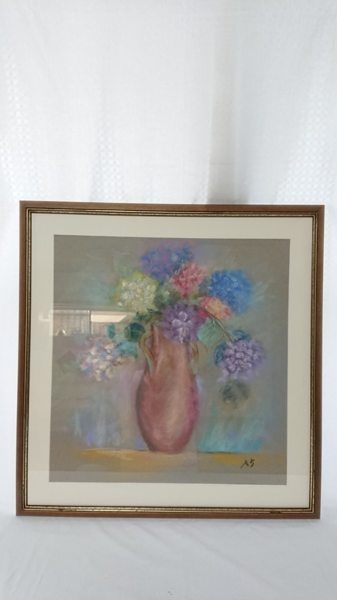 Trabajo genuino de Taeko Horino., Florero y flores en colores pastel Dimensiones: 50 cm x 52 cm, Miembro del comité Taichokai, instructora de clases de pintura al pastel, una maravillosa pieza pintada con ligeras pinceladas, 1529, Obra de arte, Cuadro, dibujo al pastel, Dibujo con crayón