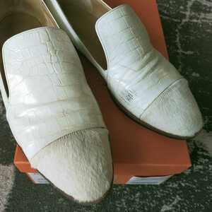 pelleterno(perueteruno) Flat pumps white 23.5cm