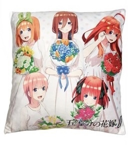  ☆☆五等分の花嫁∬ プリントスクエアクッション３ ☆☆ 新品　未使用　◆喫煙者ペットはいません アミューズメント専用景品