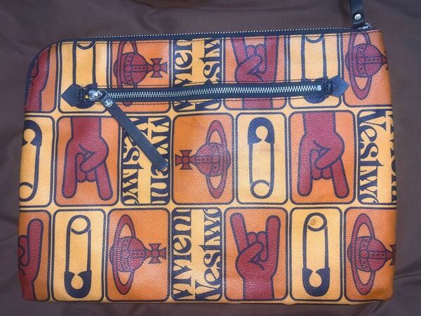 Vivienne Westwood (ヴィヴィアンウエストウッド) クラッチバック