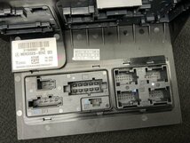 MB183 W211 E320T CDI AV 後期 ヒューズ/リレー ボックス SAM/サム コンピューター ユニット ★動作OK/エラー無し ○_画像3