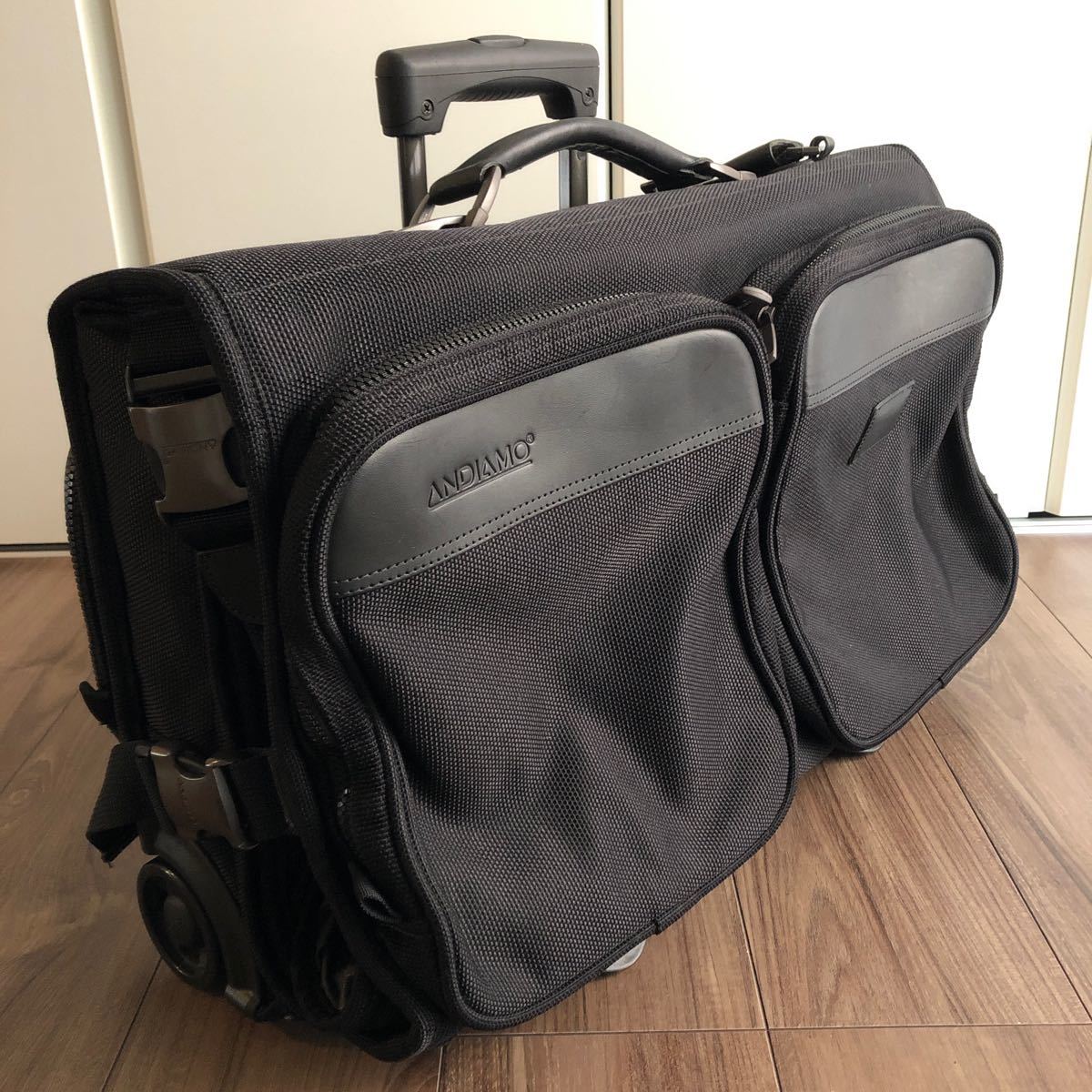 TUMI キャリーバック D4