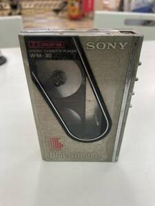 上5989 希少 SONY ソニー ウォークマン WALKMAN WM-30 ジャンク品扱い カセット式 レトロ 昭和 コレクター放出品