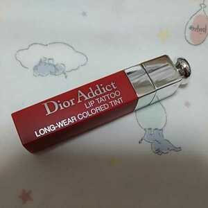 * популярный цвет *Dior Dior Addict "губа" tinto661 натуральный Cherry красный красный блеск для губ "губа" помада блеск 