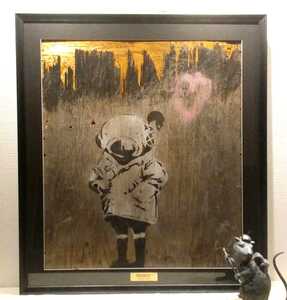 超希少、75×92cmの合板に描かれた巨大作品、Banksy(バンクシー)の『Diver Girl』２００５年以前にイギリス、East Londonで発見■Dismaland