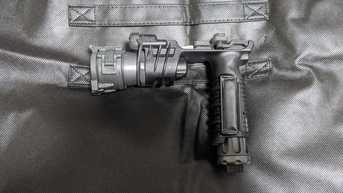 ヤフオク! -「surefire m900」(ミリタリー) の落札相場・落札価格