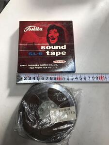 Ｙ レジ２★昭和レトロ★ＳＯＵＮＤ ＴＡＰＥ ケネディ大統領葬儀の模様　７インチ　オープンリールテープ　当時物　ジャンク　現状