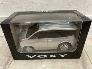 新型ヴォクシー VOXY 非売品 プルバックカー ミニカー メタルストリームメタリック