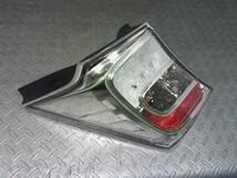 ホンダ(Honda)フリード GB3 純正左テールランプ LED 品番33551-SYY-J51_画像2