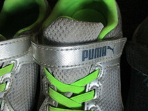 子供シューズ　靴　2足　FILA　PUMA　19Cm　20Cm　ヤマト60サイズ　以下検索用　運動会　小学校　遠足　通学　キッズ　サッカー　野球_画像2