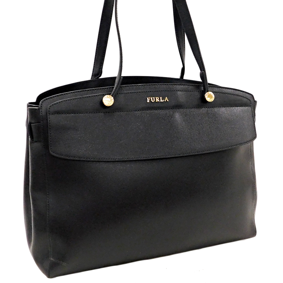 FURLA レザー トート バッグの値段と価格推移は?|1,272件の売買情報 ...