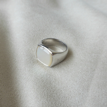 トムウッド （TOM WOOD） クッション リング Cushion Ring ホワイトモップ シルバー 925 指輪 #54 14号 R74HQWHM01S925（新品）_画像2