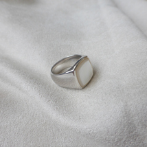 トムウッド （TOM WOOD） クッション リング Cushion Ring ホワイトモップ シルバー 925 指輪 #54 14号 R74HQWHM01S925（新品）_画像1