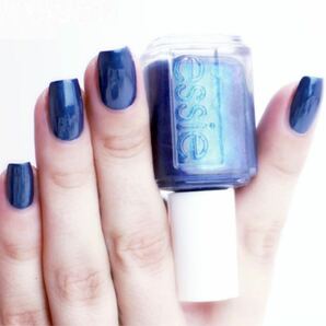 希少色　Essie ネイルポリッシュ　一点限り