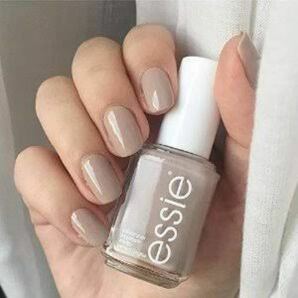 　Essie ネイルポリッシュ、ベージュ系