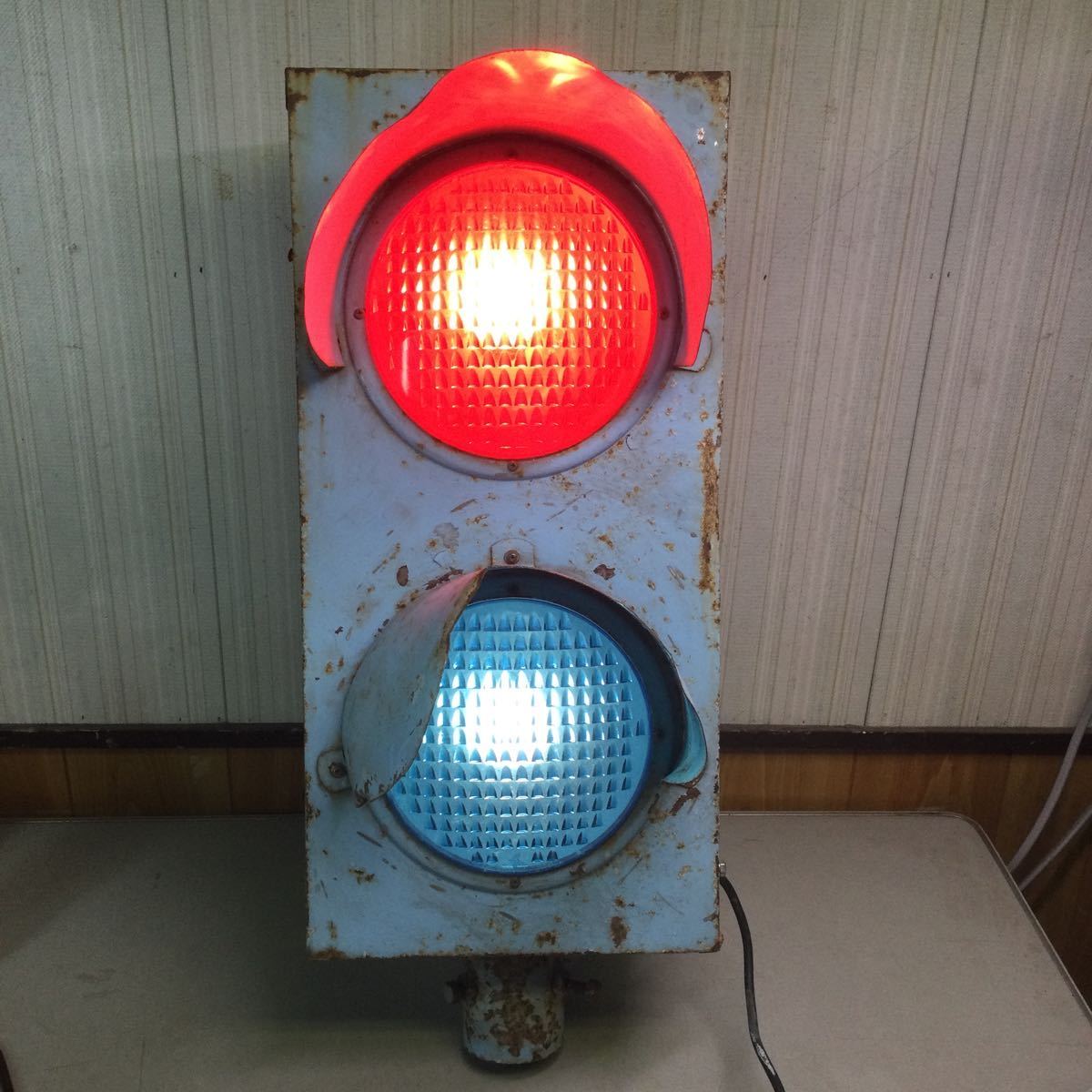 ヤフオク! -「信号機」(その他) (雑貨)の落札相場・落札価格