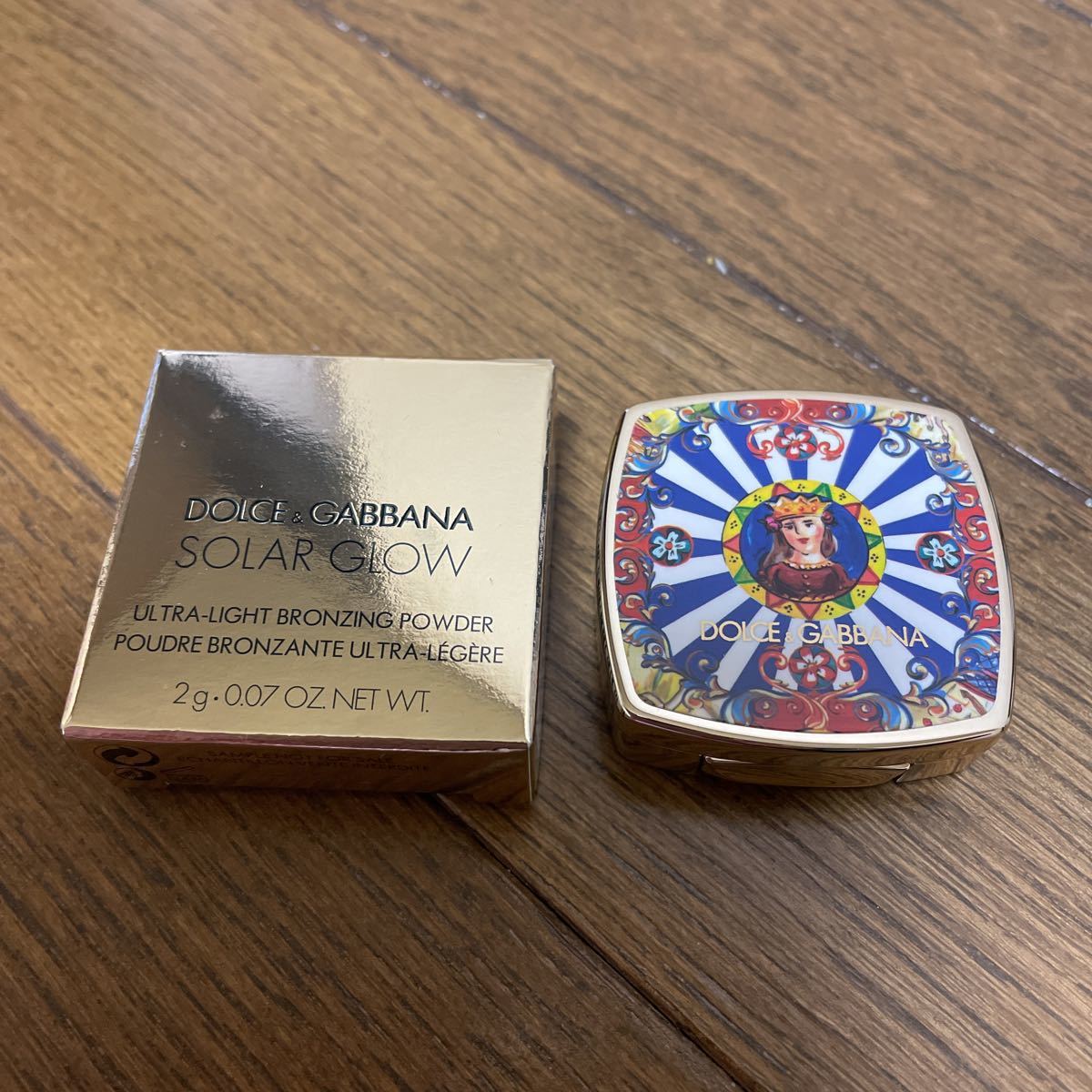 いします DOLCE&GABBANA ドルチェアンドガッバーナ 3連ポーチの通販 by ...