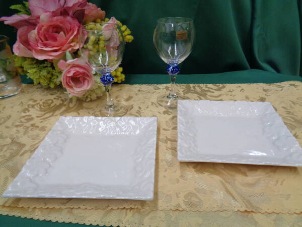スクエア皿&ワイングラス ペア ルミナルク 陶器 ガラス 未使用品