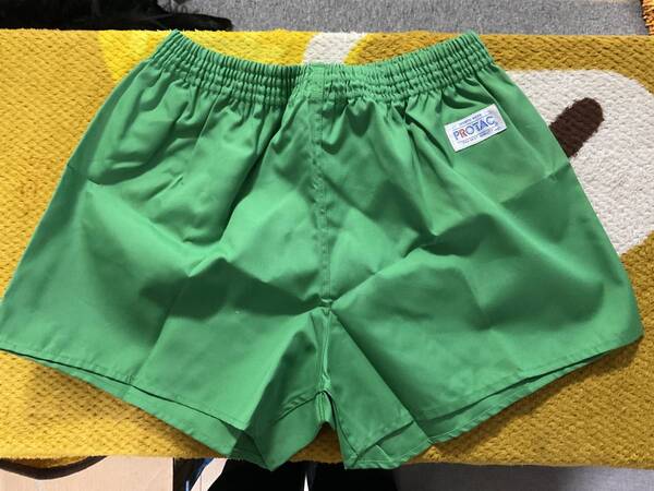 かなり 大きい M 三共スポーツ プロタック 昭和レトロ 体操着 短パン ショート パンツ 緑 未使用 現品限り ☆ 白ラベル 即決