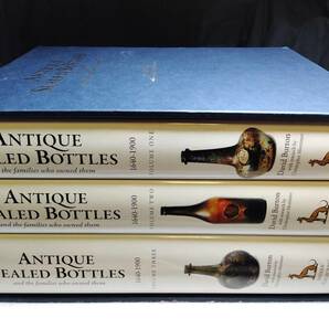 ＜洋書＞アンティーク・シールドボトル　1640-1900年　写真資料集『ANTIQUE SEALED BOTTLES and the Families who Owned Them』古ワイン瓶