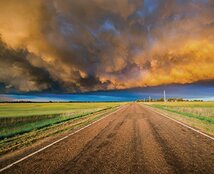 ＜洋書＞ストームチェイサー　嵐を追って　写真資料集『STORMCHASING: On the Hunt for Thunderstorms』ストーム・チェイシング_画像9