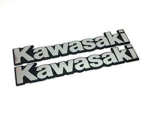 カワサキ 純正 タンク エンブレム Kawasaki シルバー文字