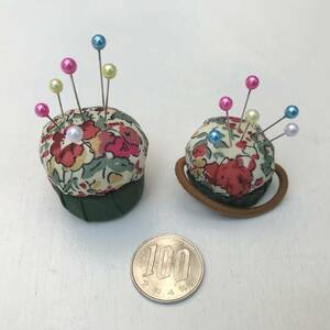 ハンドメイド　小さな　ピンクッション２個セット