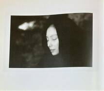 沢渡朔の芸術　「シビラの四季」写真集　　モデル・文：真行寺君枝　　1992年　河出書房新社_画像4