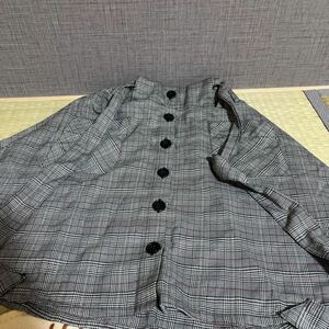 美品 OLIVE des OLIVE グレーチェックスカート