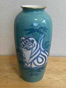 *[ Fukagawa Seiji /. inside . purveyor ] vase *